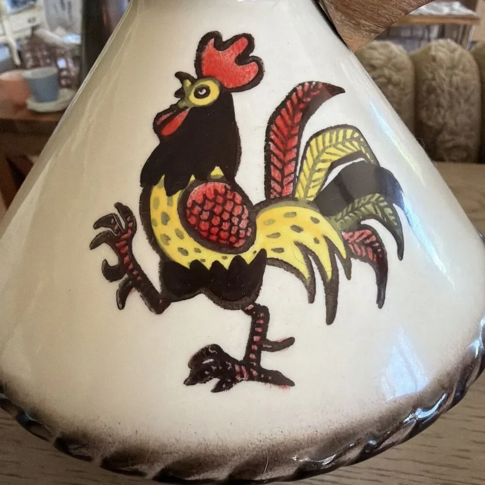 VTG Rare Poppy trail by Metlox Rooster Carafe